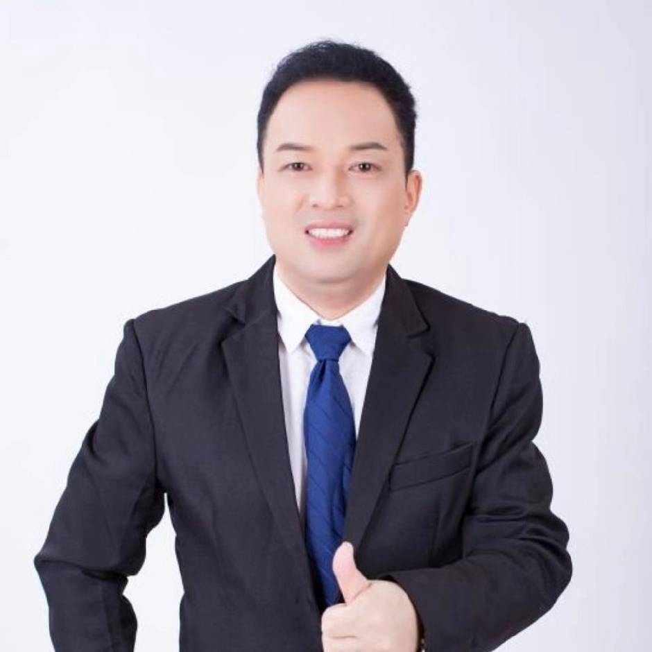 黄兵云教练 项目工程总监.jpg